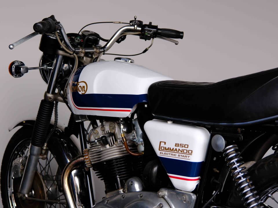 Image 60/83 of Norton 850 MKIII Roadster (1975)