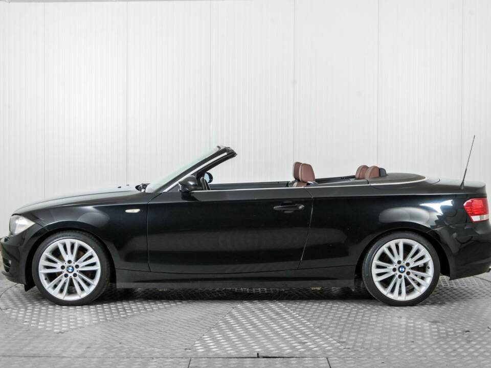 Image 9/50 de BMW 120i (2008)