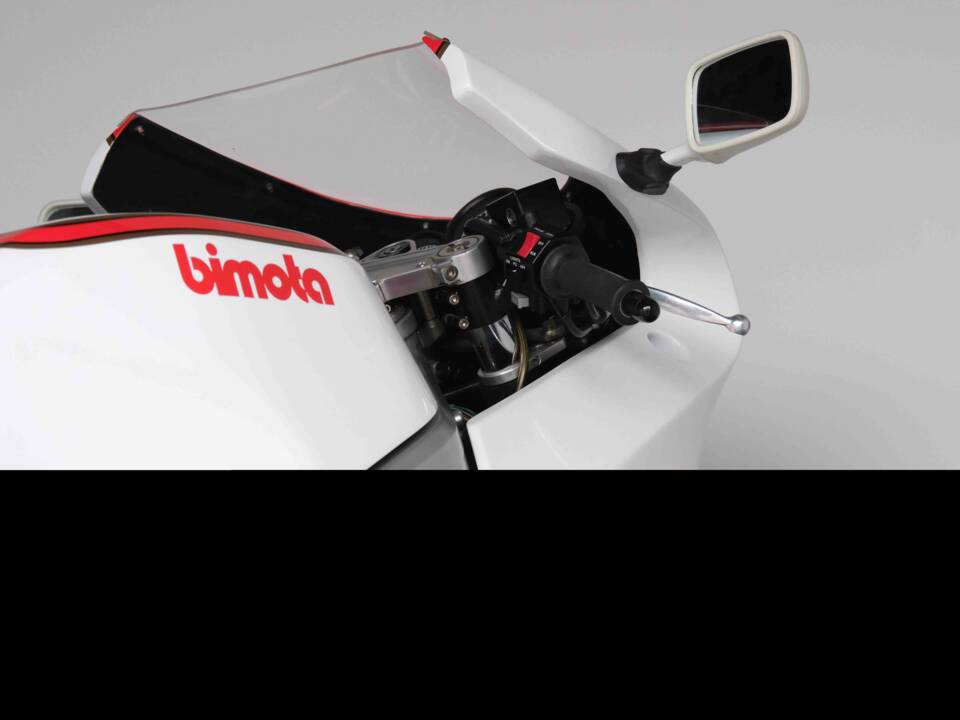 Image 90/95 of Bimota YB6 (1990)