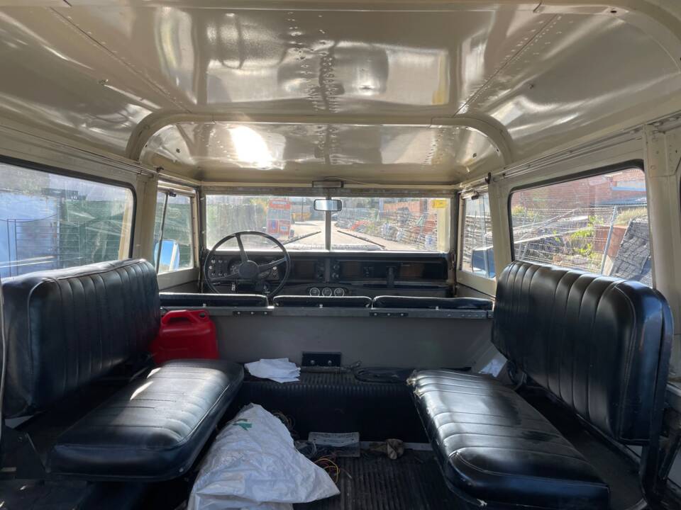 Image 27/30 de Land Rover 109 (1979)