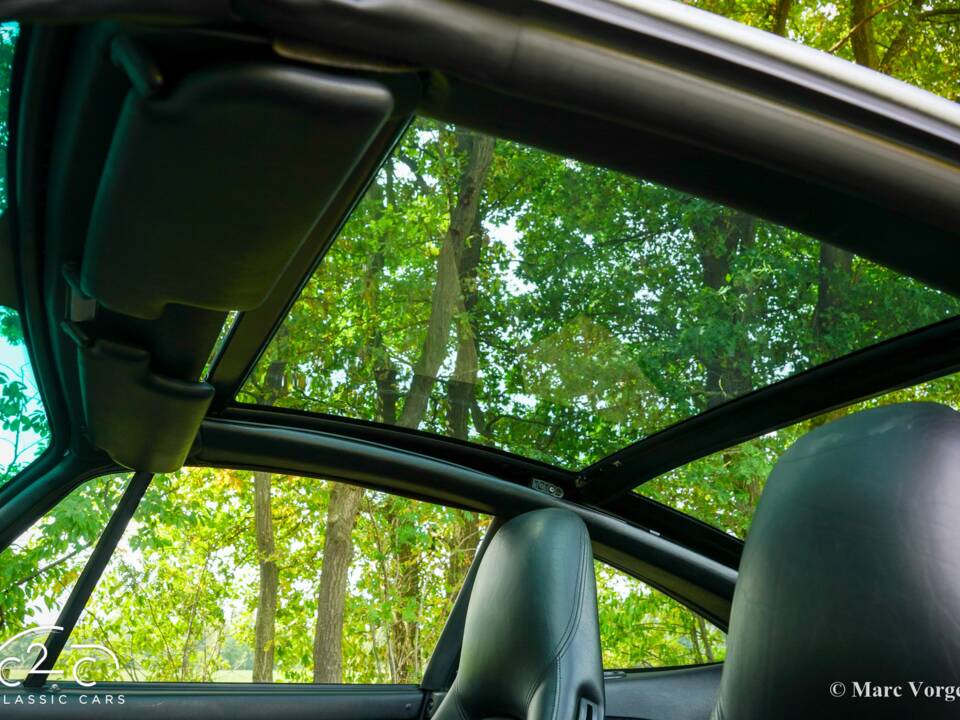 Image 17/63 of Porsche 911 Carrera (1996)
