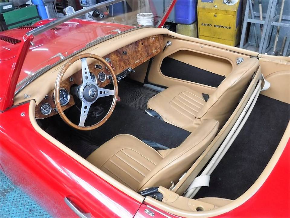 Image 8/50 de Austin-Healey 100&#x2F;6 (BN6) (1959)