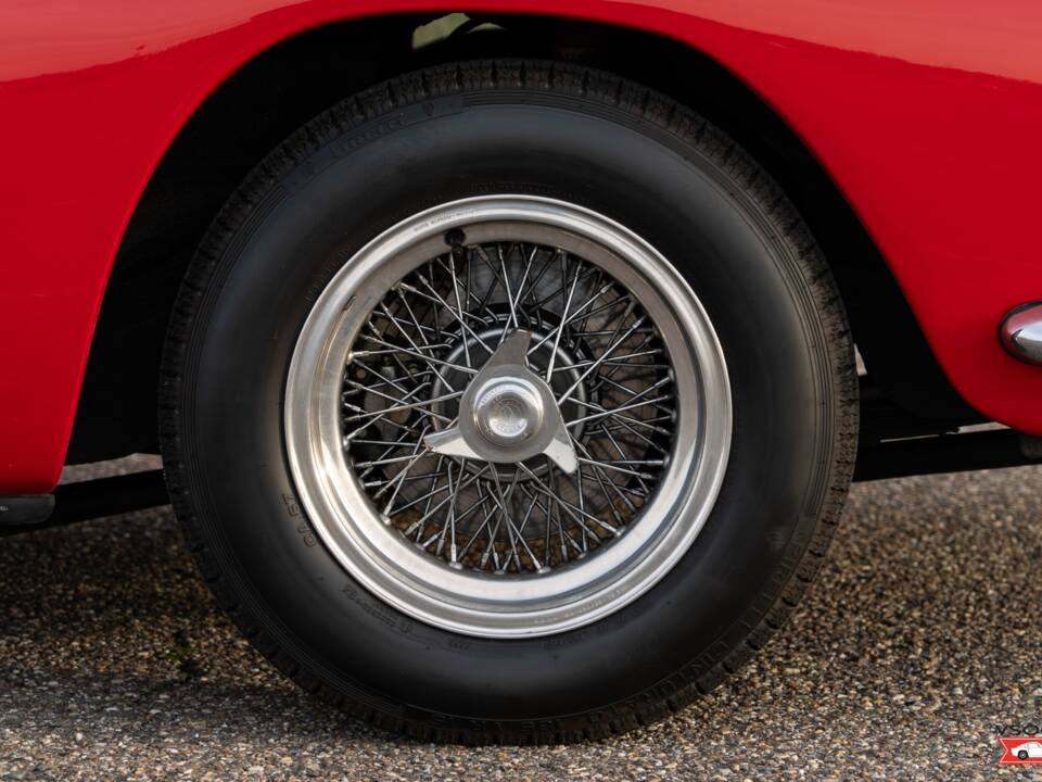 Image 27/38 of Ferrari 250 GT Cabriolet Pininfarina (1961)