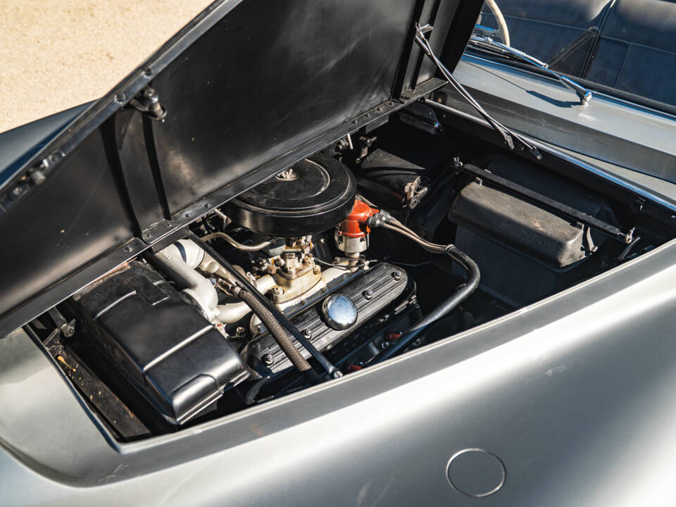 Image 33/37 of Lancia Aurelia B50 (1951)