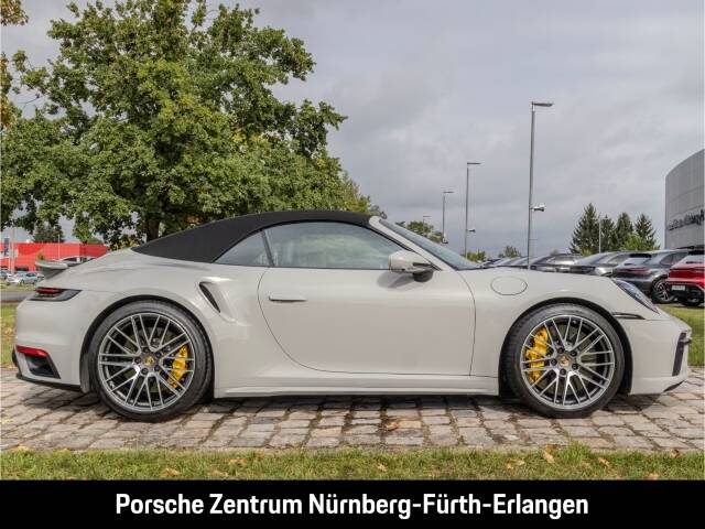 Obraz 6/50 pojazdu Porsche 911 Turbo S (2023)