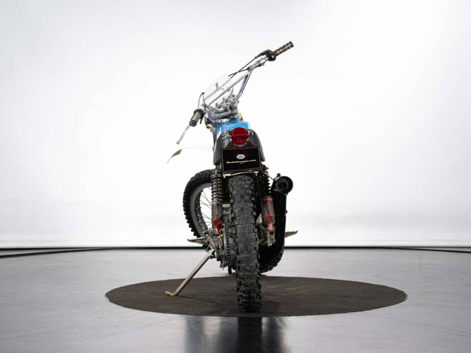 Image 3/50 of Ducati DUMMY (1976)