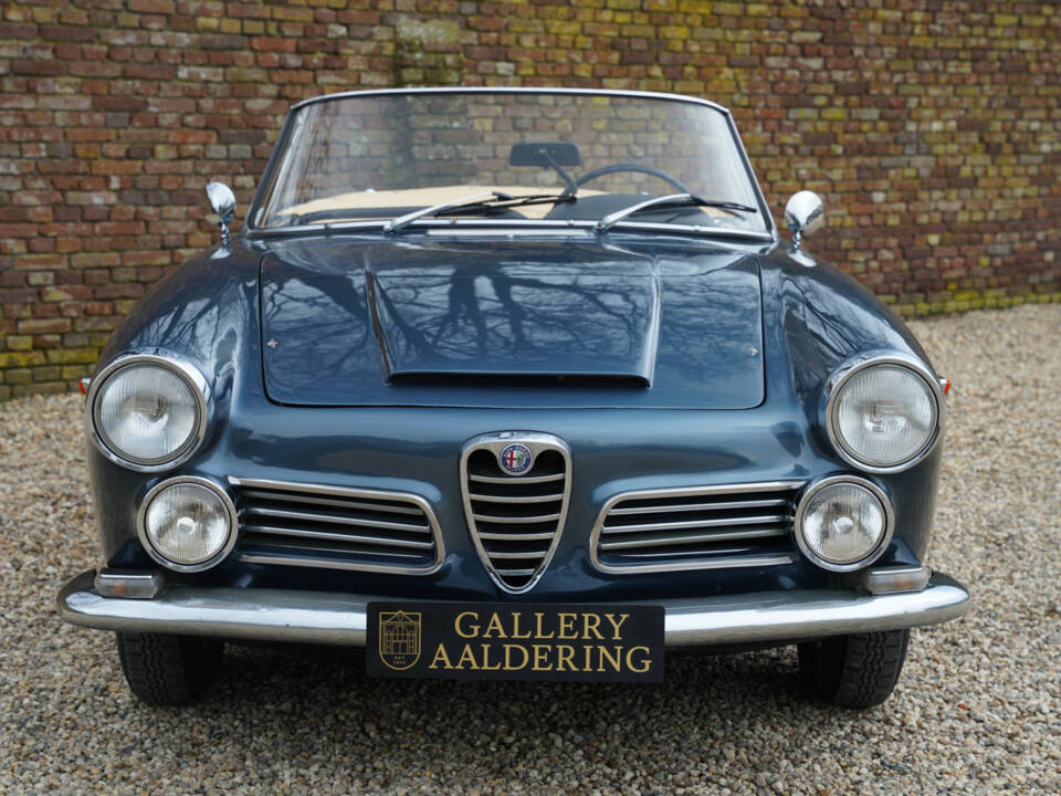 Bild 37/50 von Alfa Romeo 2600 Spider (1962)