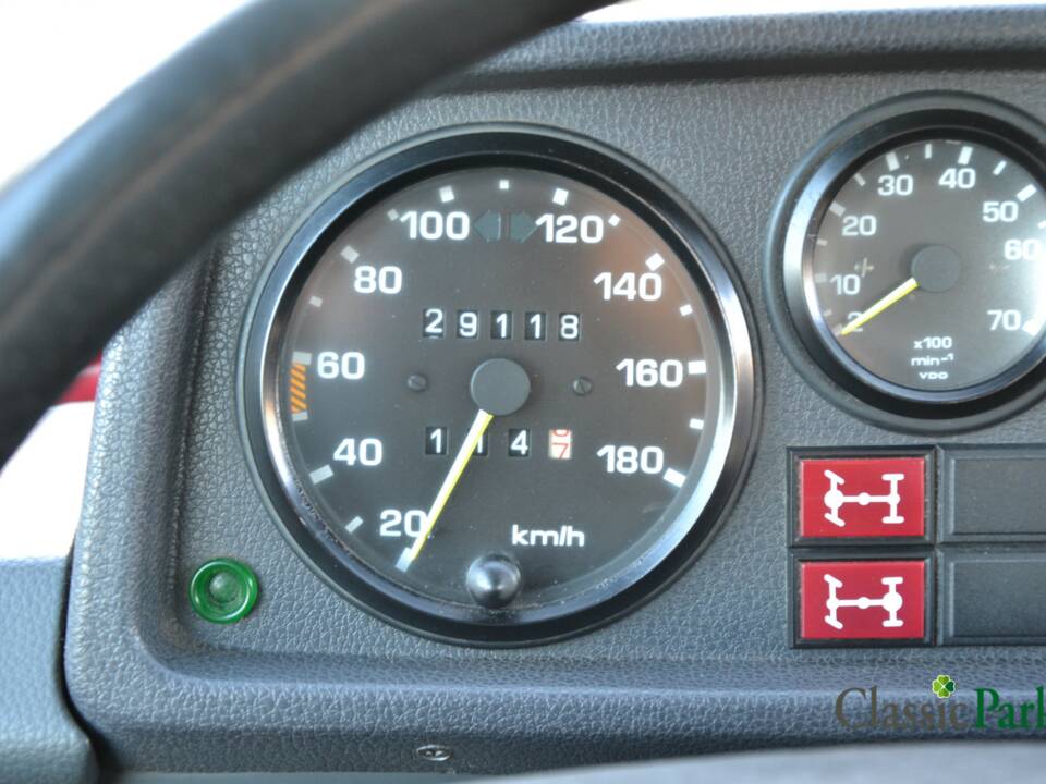 Bild 33/50 von Mercedes-Benz 200 GE (kurz) (1987)