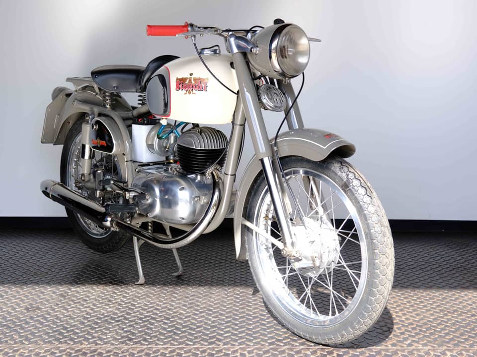 Image 12/54 of Bianchi Mendola (1951)