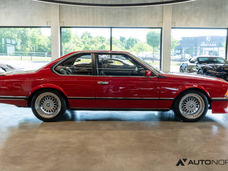 Image 13/51 of BMW M 635 CSi (1985)