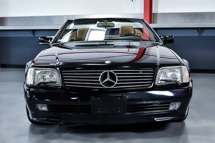 Image 3/7 of Mercedes-Benz 500 SL (1991)