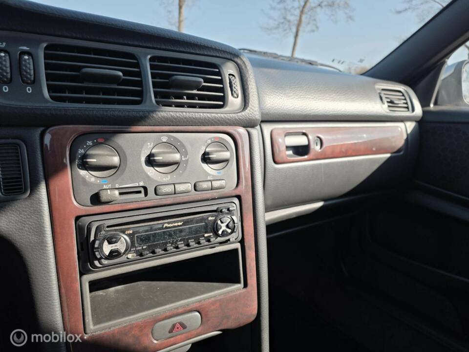 Imagen 16/26 de Volvo S 70 2.5 (1998)