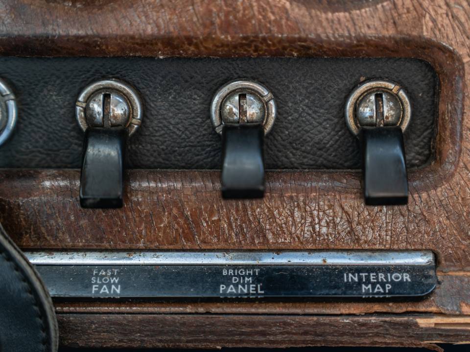 Bild 24/39 von Jaguar S-Type 3.8 (1965)
