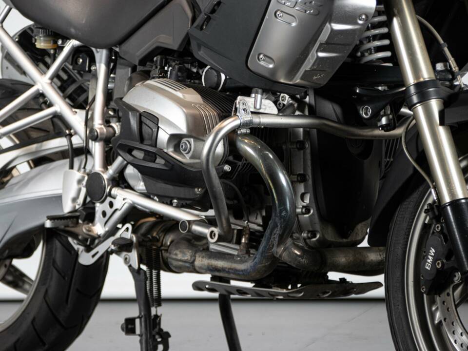 Image 30/50 of BMW DUMMY (2010)
