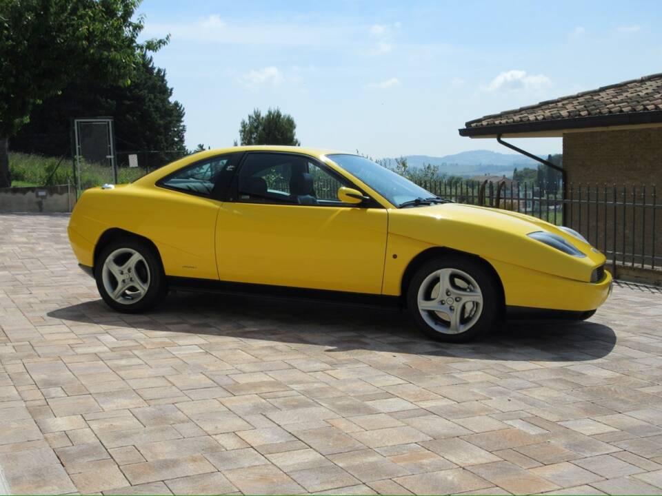 Bild 2/43 von FIAT Coupé 2.0 20V Turbo (1997)