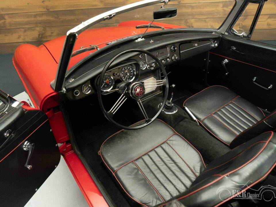 Bild 8/18 von MG MGB (1963)