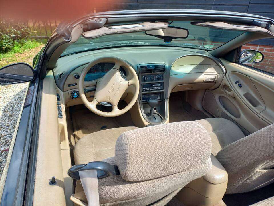 Afbeelding 2/8 van Ford Mustang GT (2000)