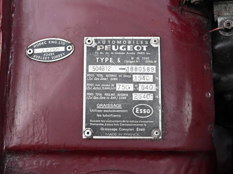 Image 25/26 of Peugeot 504 Convertible (1974)