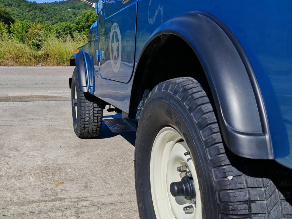 Image 17/31 of Jeep CJ-7 2.4L Diesel (1983)
