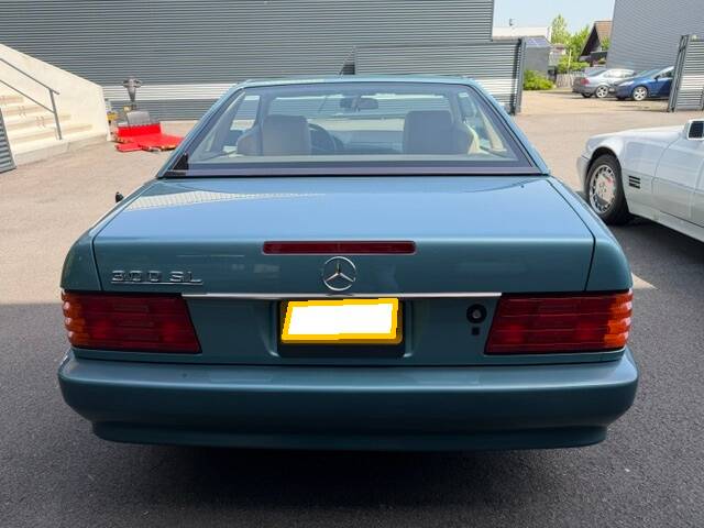 Image 4/17 of Mercedes-Benz 300 SL-24 (1992)