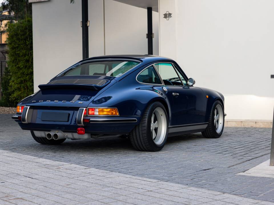 Image 3/32 of Porsche 911 Singer (2023)