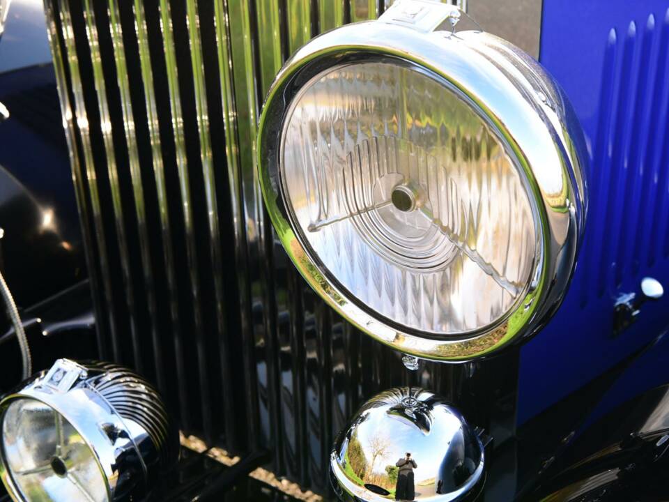 Image 38/50 of Rolls-Royce 20&#x2F;25 Sedanca de Ville (1933)