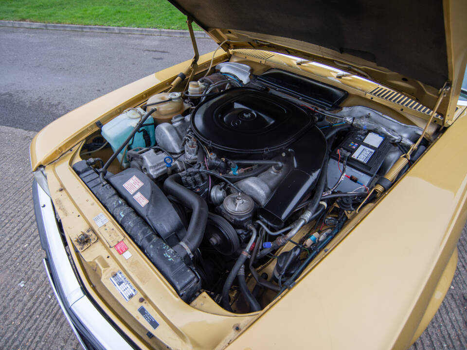 Image 22/30 of Mercedes-Benz 450 SLC (1978)