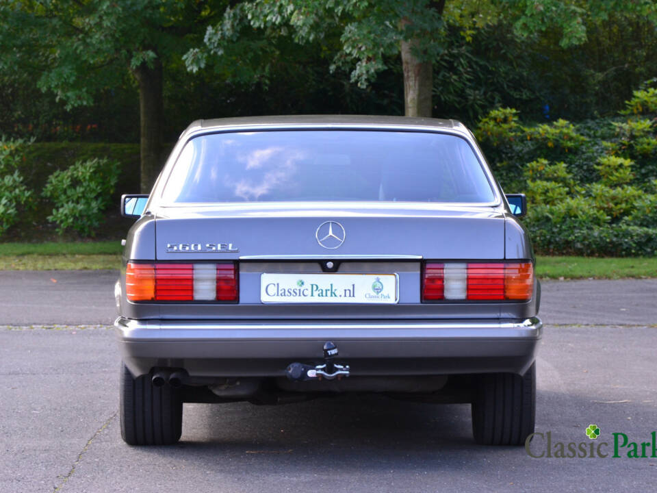 Image 4/50 of Mercedes-Benz 560 SEL (1988)