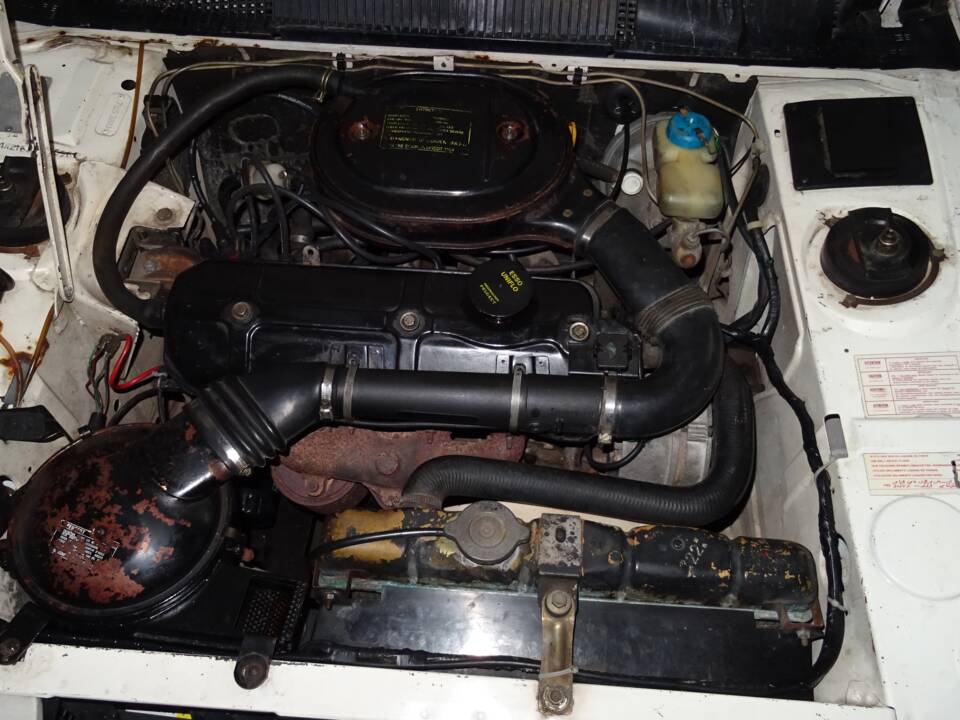 Bild 13/15 von Peugeot 305 (1982)