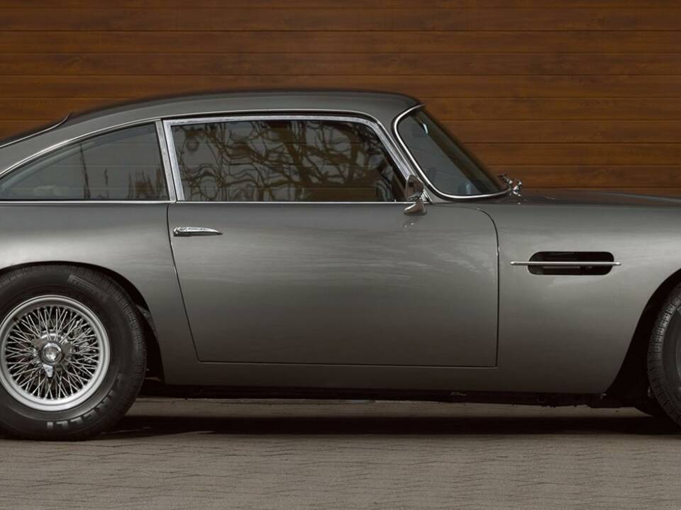 Image 10/50 of Aston Martin DB 4 (1962)