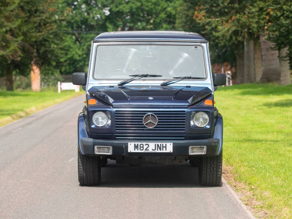 Bild 26/50 von Mercedes-Benz 300 GE (lang) (1995)