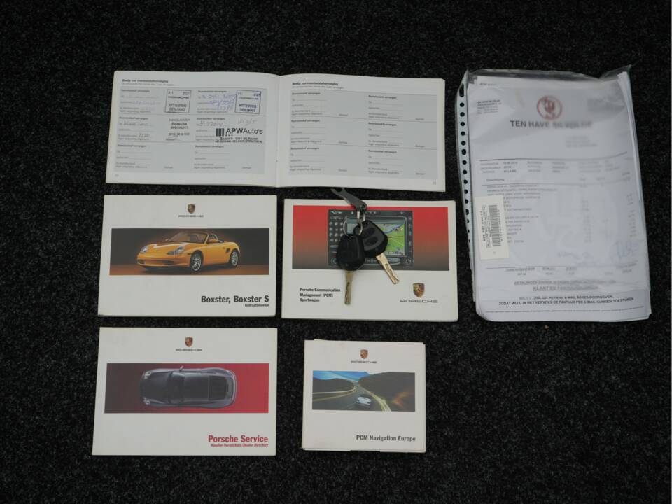 Image 36/45 de Porsche Boxster (2003)