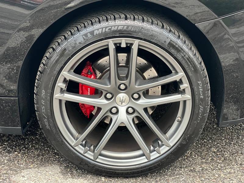 Bild 33/33 von Maserati GranTurismo 4.2 (2009)