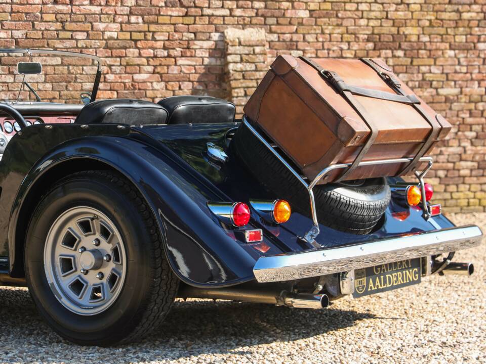 Image 36/50 of Morgan Plus 8 (1982)