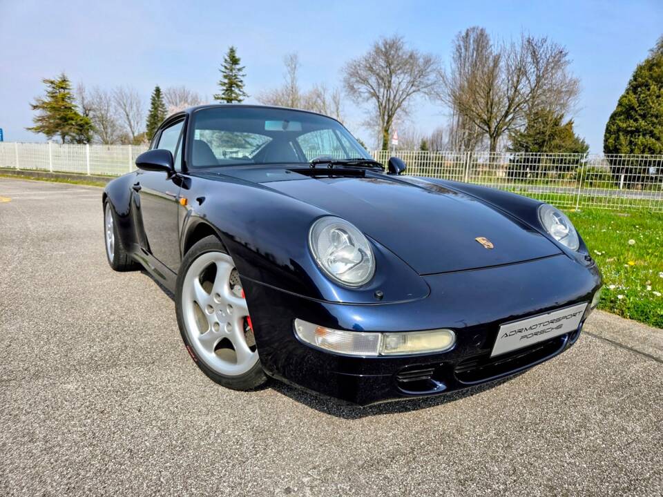 Bild 4/33 von Porsche 911 Carrera 4S (1996)