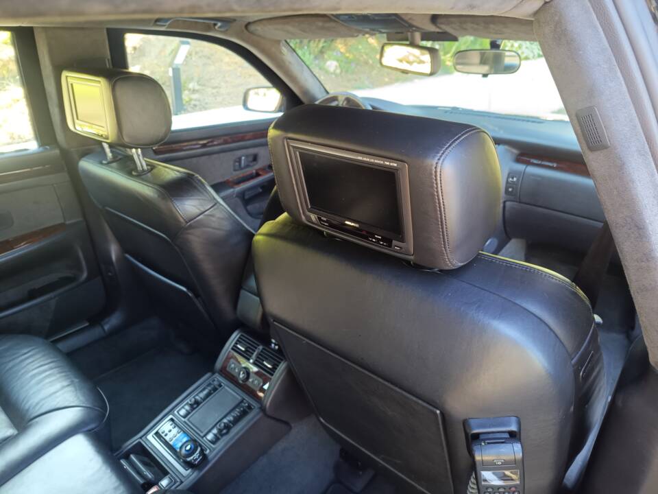 Bild 12/25 von Audi A8 4.2 quattro (2001)