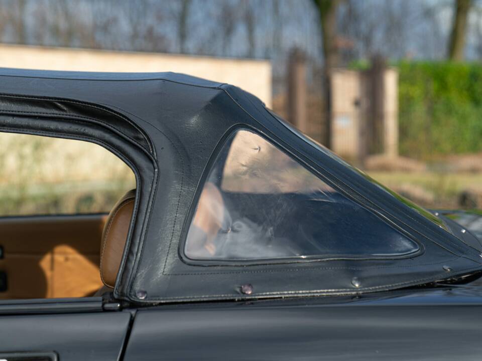 Immagine 29/50 di Triumph TR 7 Europa (1981)