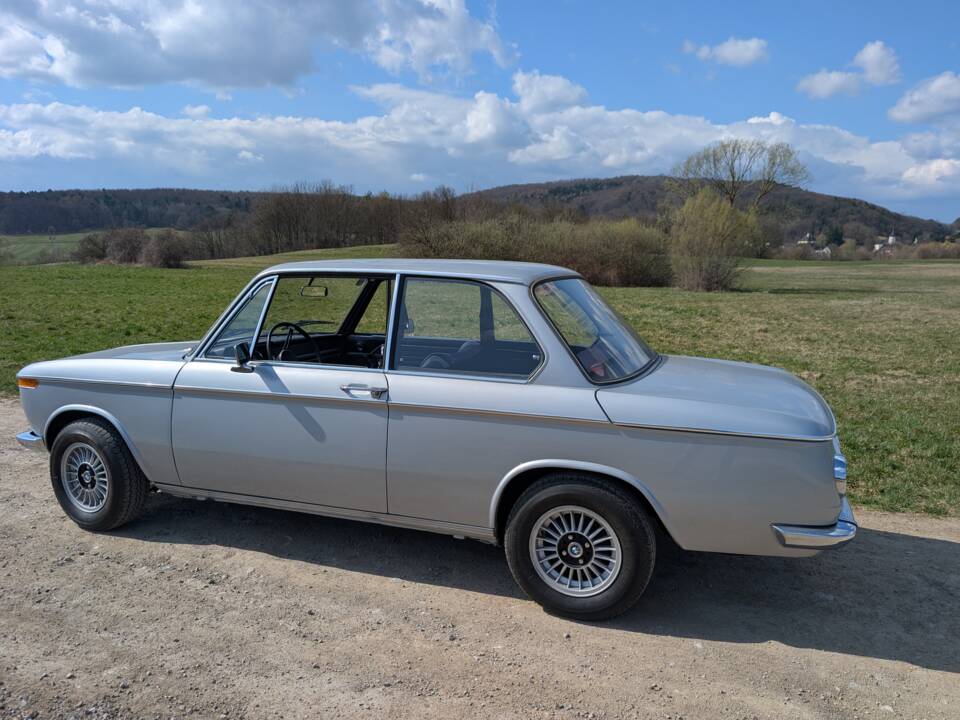 Image 4/41 of BMW 2002 (1968)