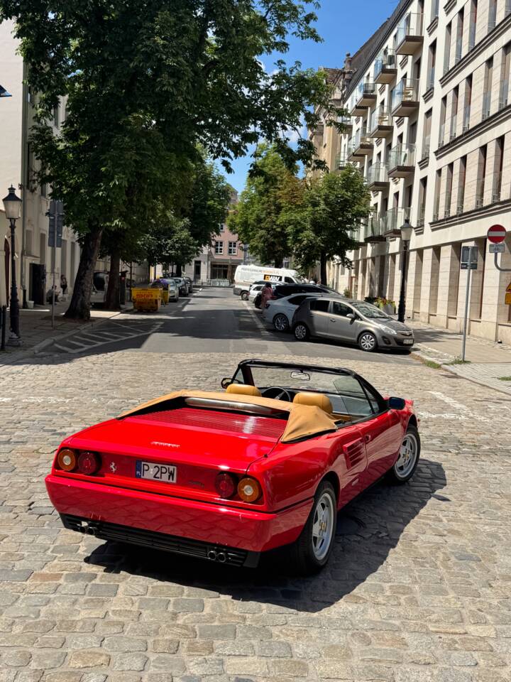 Afbeelding 22/22 van Ferrari Mondial T (1991)