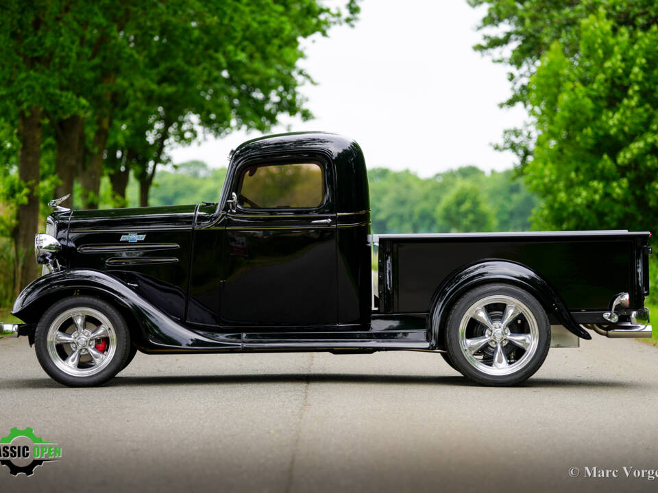 Image 3/54 of Chevrolet Standard (1936)