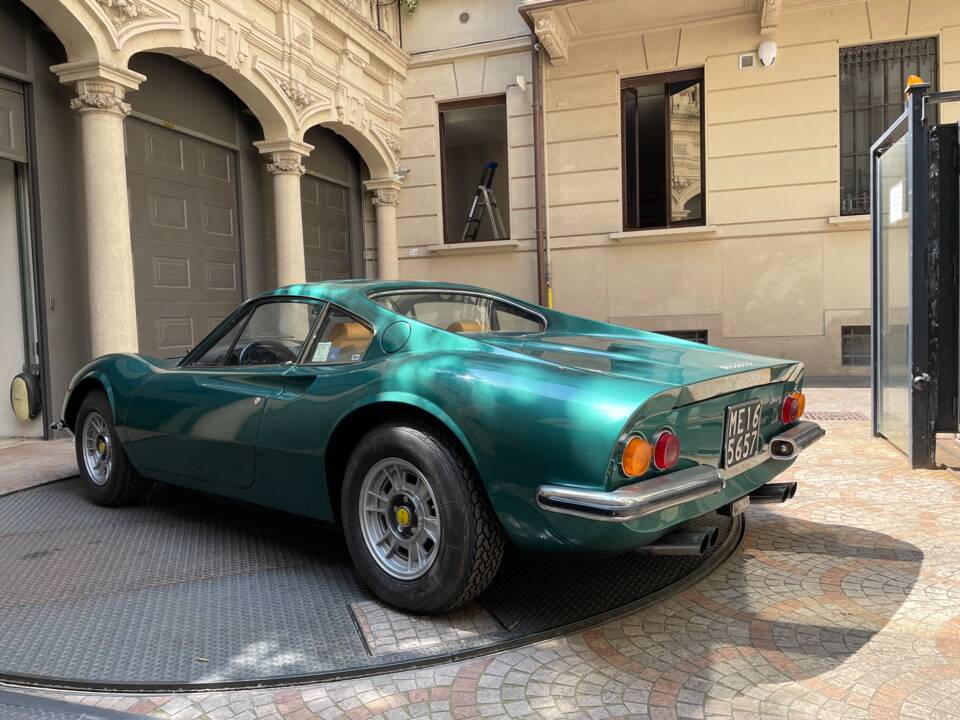 Image 2/10 of Ferrari Dino 246 GT (1972)