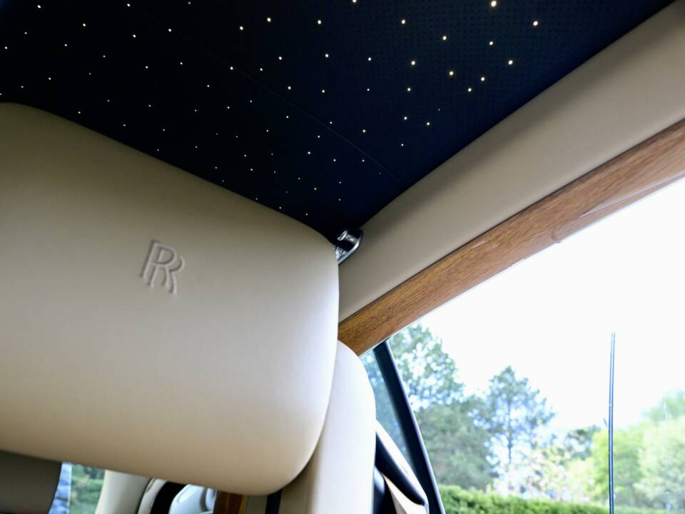 Immagine 35/50 di Rolls-Royce Phantom Coupé (2010)