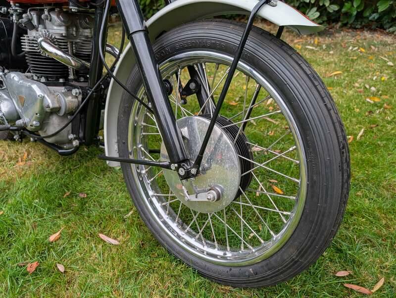 Image 5/21 de Triumph DUMMY (1956)