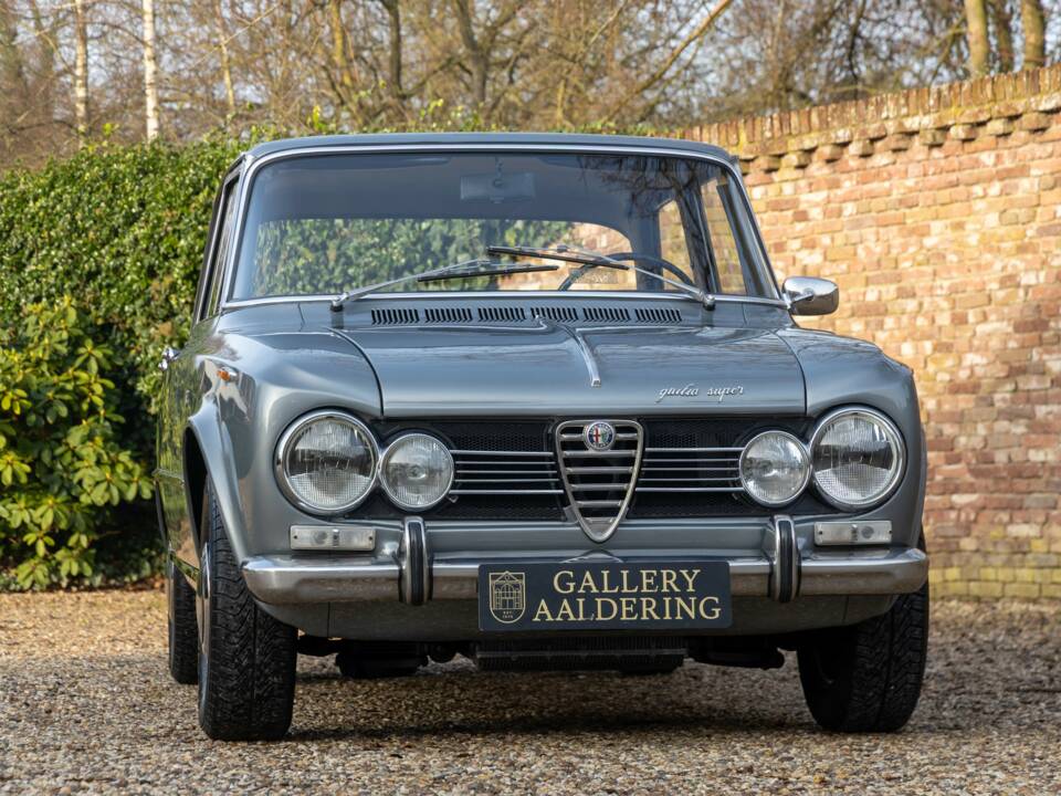 Afbeelding 42/50 van Alfa Romeo Giulia 1600 S (1968)