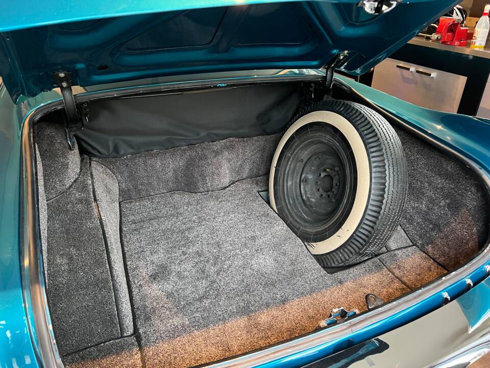 Bild 4/16 von Cadillac Eldorado Biarritz (1955)