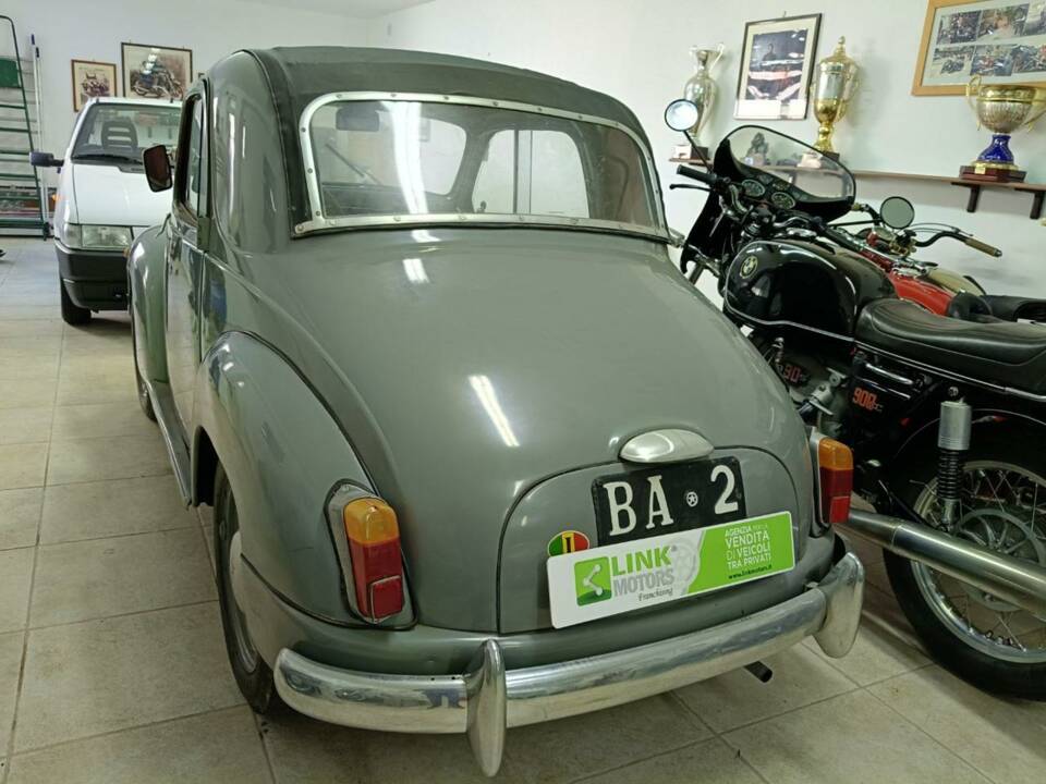 Bild 22/44 von FIAT 500 C Topolino (1950)