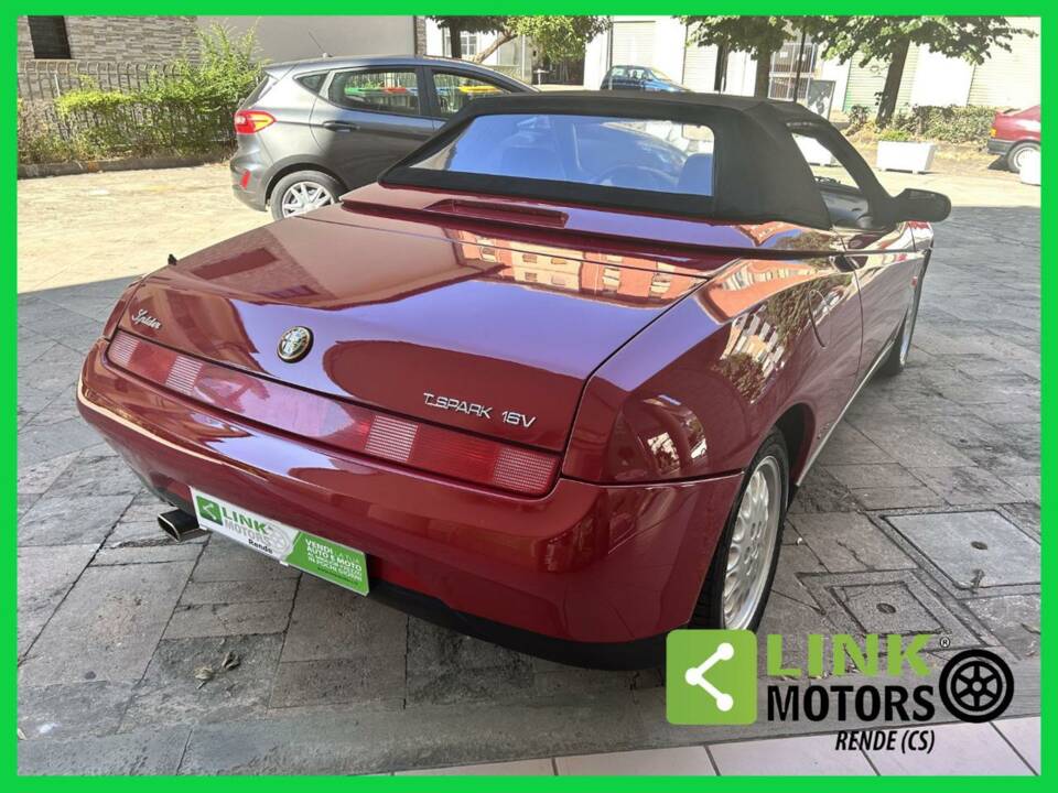 Afbeelding 9/10 van Alfa Romeo Spider 2.0 Twin Spark 16V (1995)