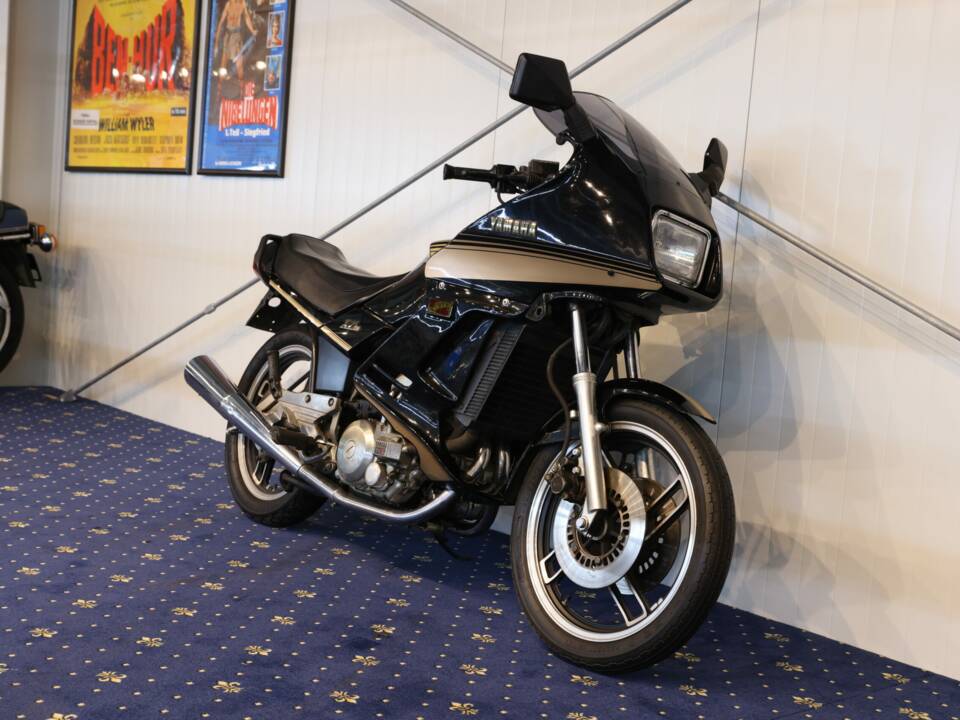 Bild 1/22 von Yamaha XZ 550 (1984)