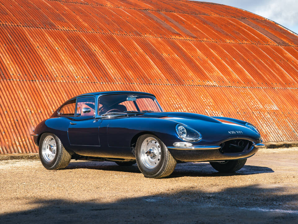 Afbeelding 7/42 van Jaguar E-Type &quot;Lightweight&quot; (1962)