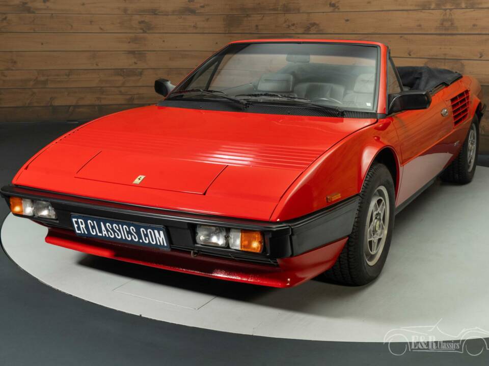 Bild 5/8 von Ferrari Mondial Quattrovalvole (1984)